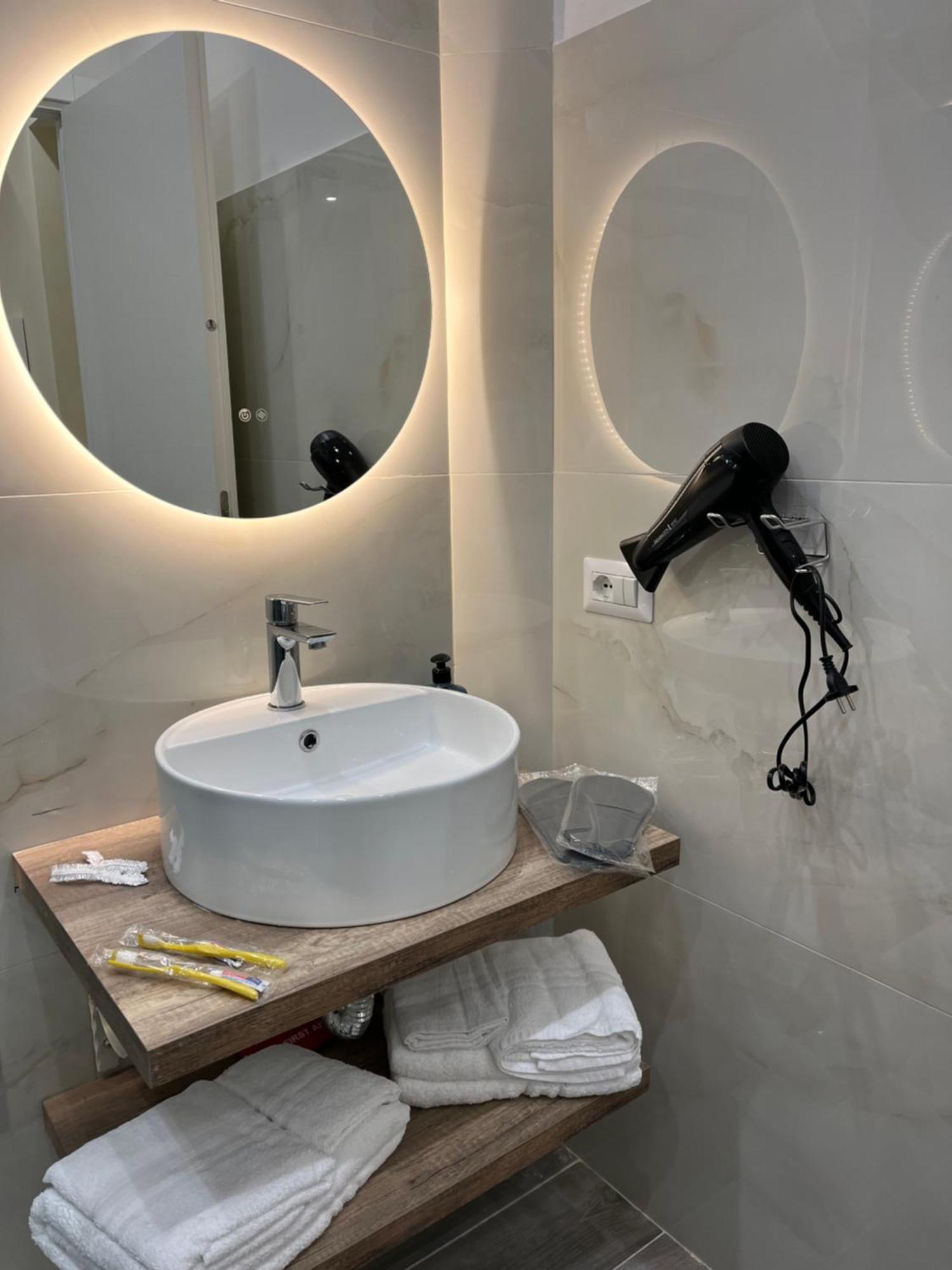 Cloes Rooms Napoli Luaran gambar